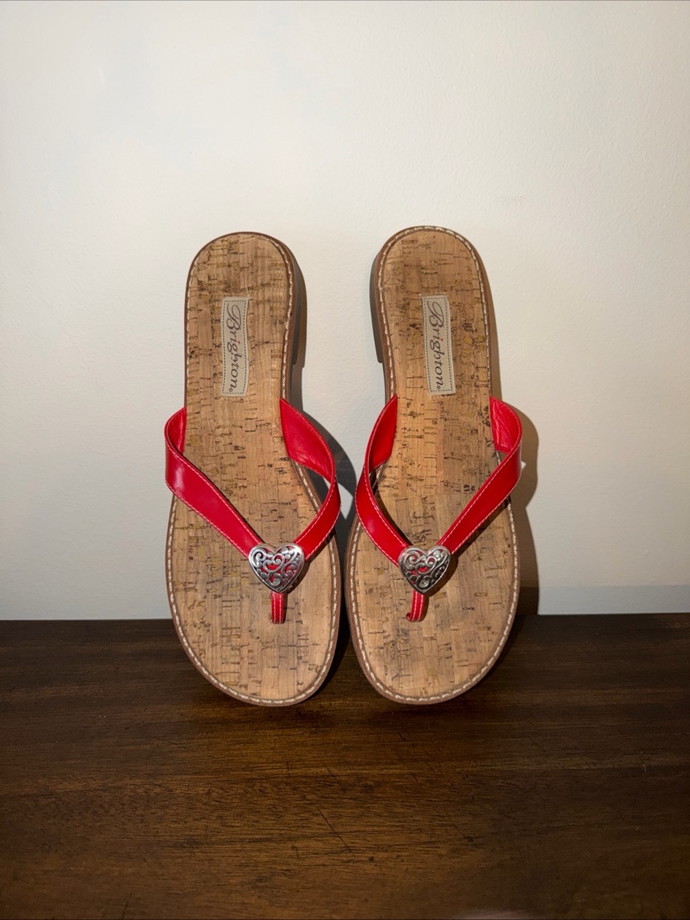 Brighton Orla3 Red Leather Cork Flip Flop Sandals Silver Filigree Heart Size 8M